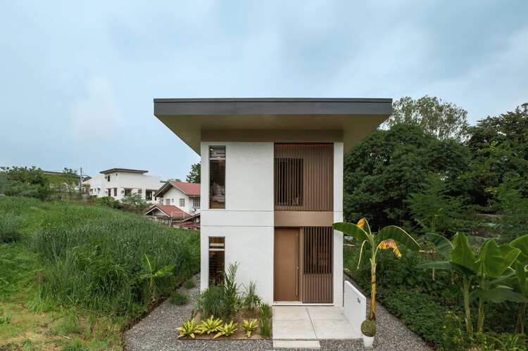 Sienna Net -Zero Home / beleionBricks-外装写真、庭