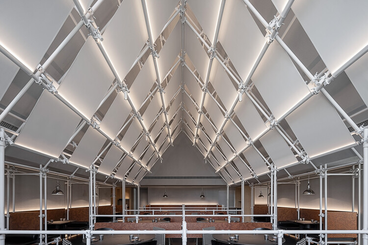 jinhuiレストラン、Livat Shanghai / Atelier Alitter -Image 1 of 32