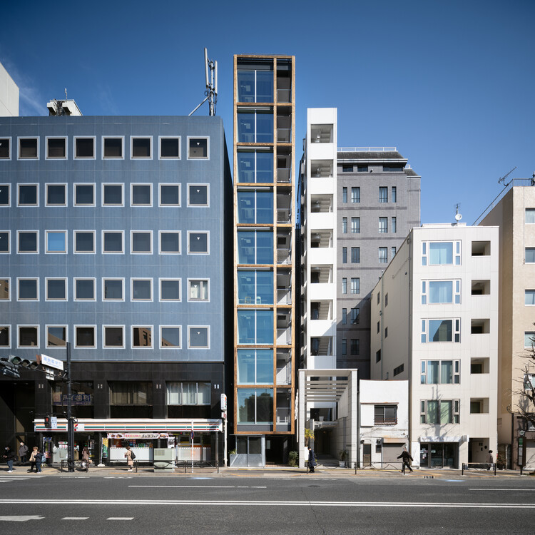 ゆく馬ビルディング /テンハチ建築家＆インテリアデザイン - 外観写真、ファサード、ガラス
