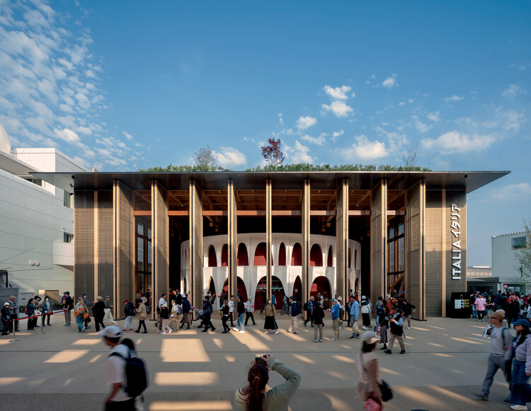 イタリアのパビリオンエキスポ2025オサカ /マリオクシネラアーキテクツ +ヨシキ松田建築家 - エクステリア写真、コンクリート