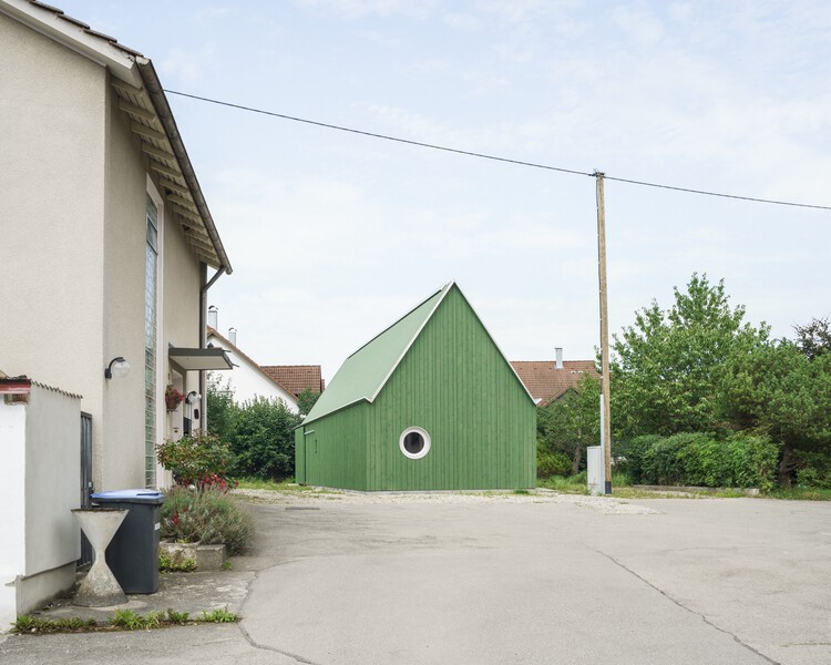 Bobingen / Ludwig Zitzelsberger ArchitektのAtelierhaus-外観写真