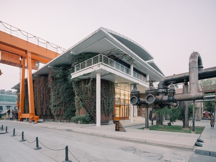 Aitashop Beijing / Yatofu Creative-外観写真、柱、ビーム