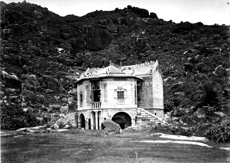垂直都市の村：タイ・ハングと聖なる香港の死後の世界 -  16の画像4