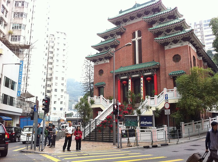 垂直都市の村：タイ・ハングと聖なる香港の死後の世界 - 画像7 of 16