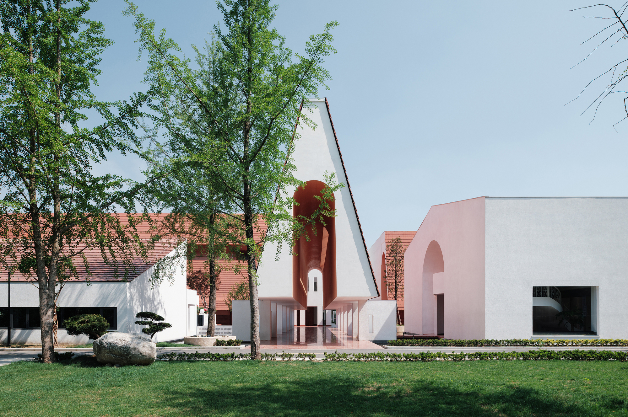 Yongli Red Tile Plaza / We＆Arch