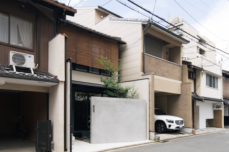 House Mokusei / Atelier Yoo-外部写真、コンクリート