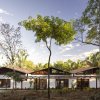 Arajara House / Lins Arquitetos Associados