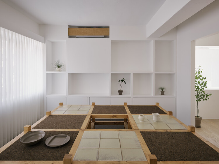 Insoil Showroom / Kkol Studio-インテリア写真、キッチン、木材、照明