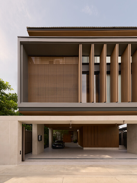 Khun Atiruj Residence / Paon Architects Co.、Ltd。 -25の画像1
