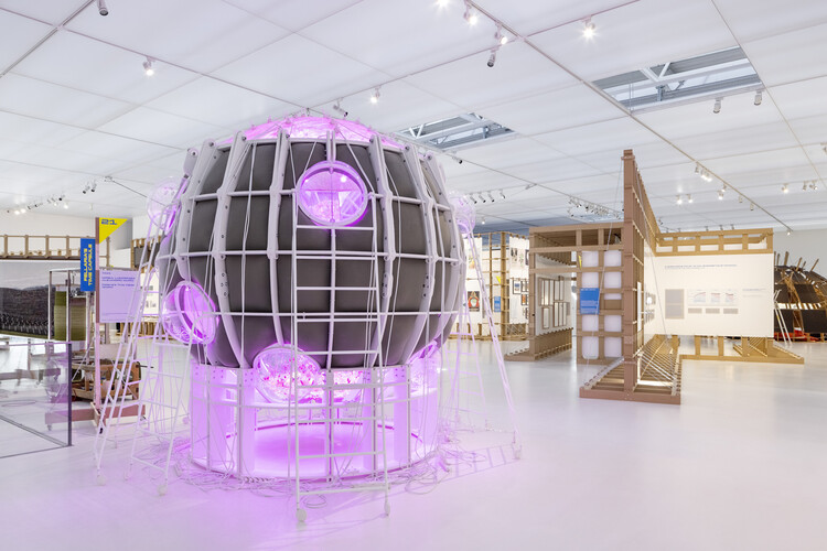 Lausanne's Mudac MuseumのSolar Biennaleの第2版で展示されているTakkとEcologicstudioによる作品 -  41の画像1