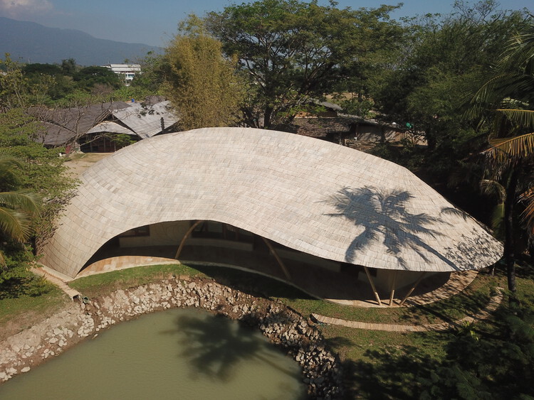 Water's Edge / Chiangmai Life Architectsの建築オフィス - 画像1/24