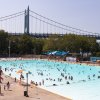 公共スペースとしての公共プール：都市での水泳と入浴の役割