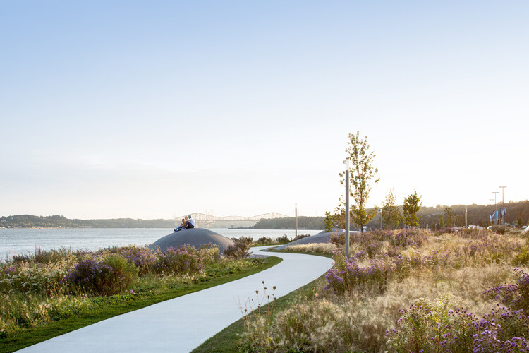 PROMENADE SAMUEL -DE CHAMPLAIN / DAOUST LESTAGE LIZOTTE STECKER -IMAGE 8 of 33