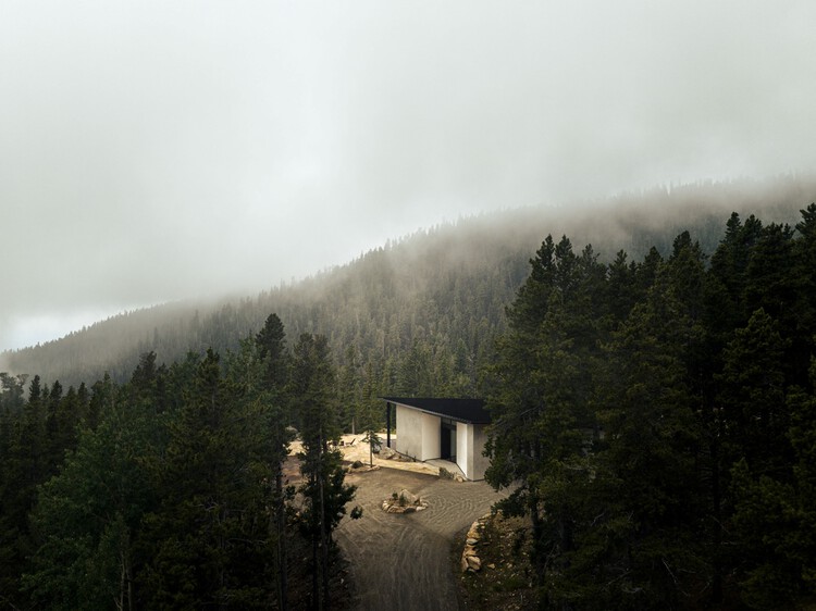 Echo Mountain Retreat / Tomecek Studio Architecture -Exterior Photography、Forest