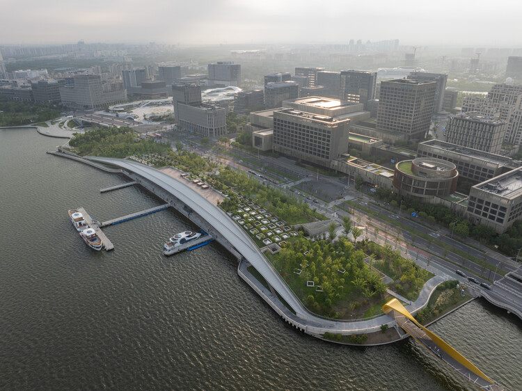 Pier One Diseui Lake / TM Studio-外観写真、街並み