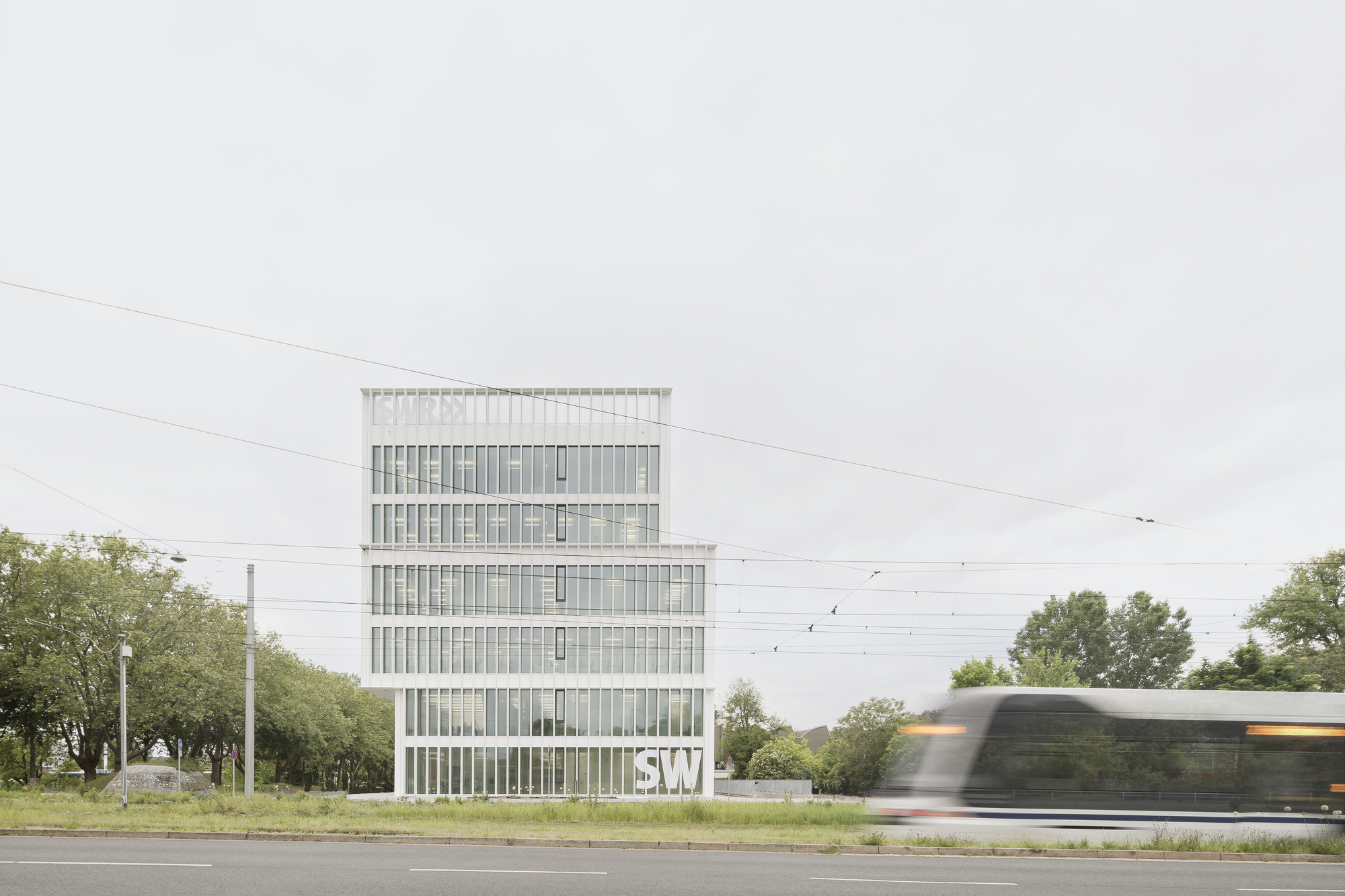SWR Broadcasting-Studio / Steimle Architekten