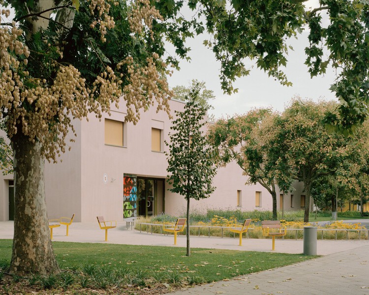 Gyöngyszem幼稚園 / Archikon Architects -Image2 of 26