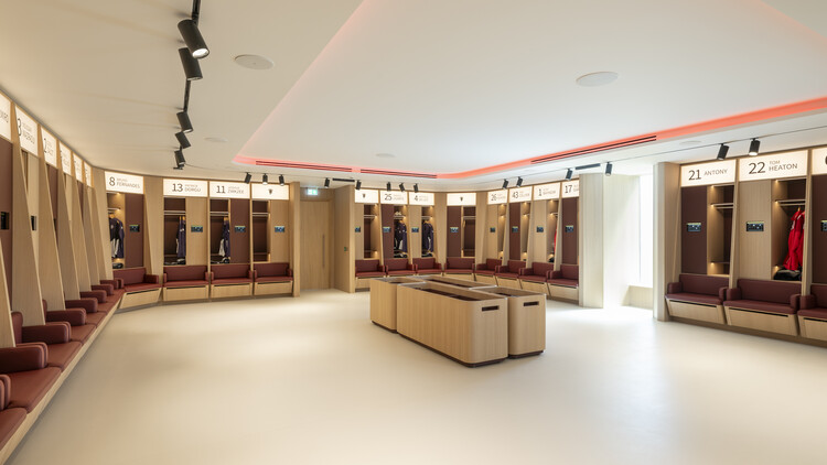 Foster + Partnersの再設計マンチェスターユナイテッドのCarrington Training Complex -Image4 of 6