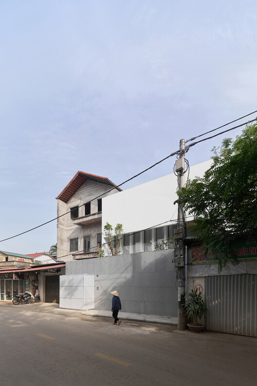 Dom House / DAO Studio-外装写真、コンクリート