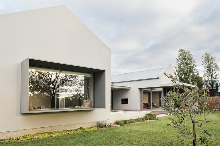 Parys House / Nadine Engelbrecht Architect-外観写真