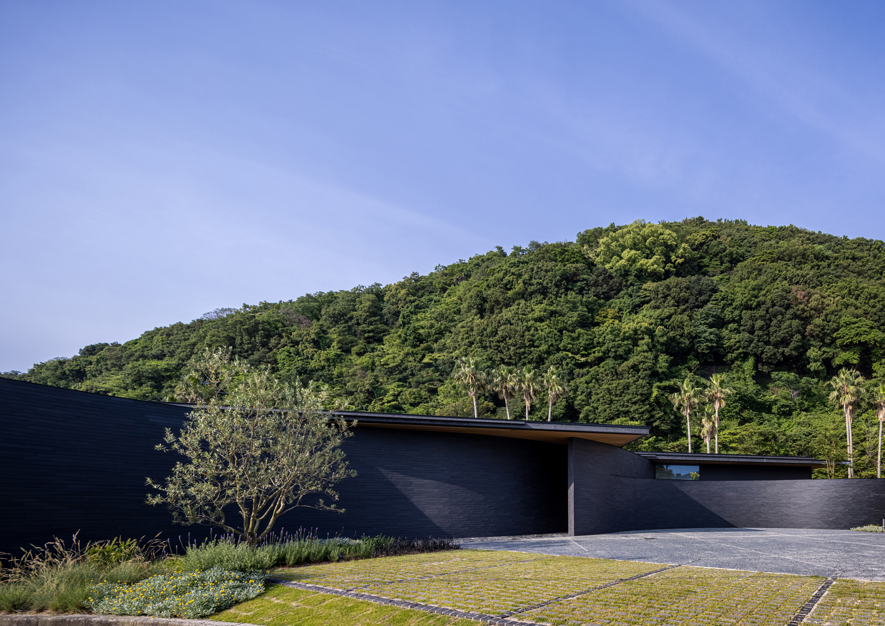 河川ヴィラ /カワゾエ・ジュニチーロ建築家