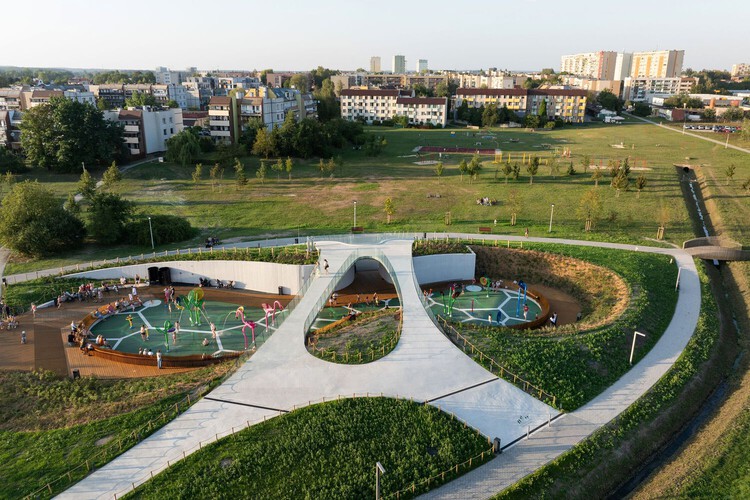 自然の子供時代：建築が風景、文化、遊びをどのように結び付けるか -  26の画像14