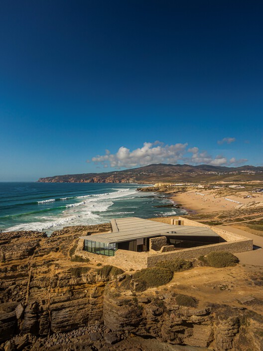 CRISMINA FORT REFURBINGSING / BARBINIARQUITECTOS -IMAGE 6 of 24