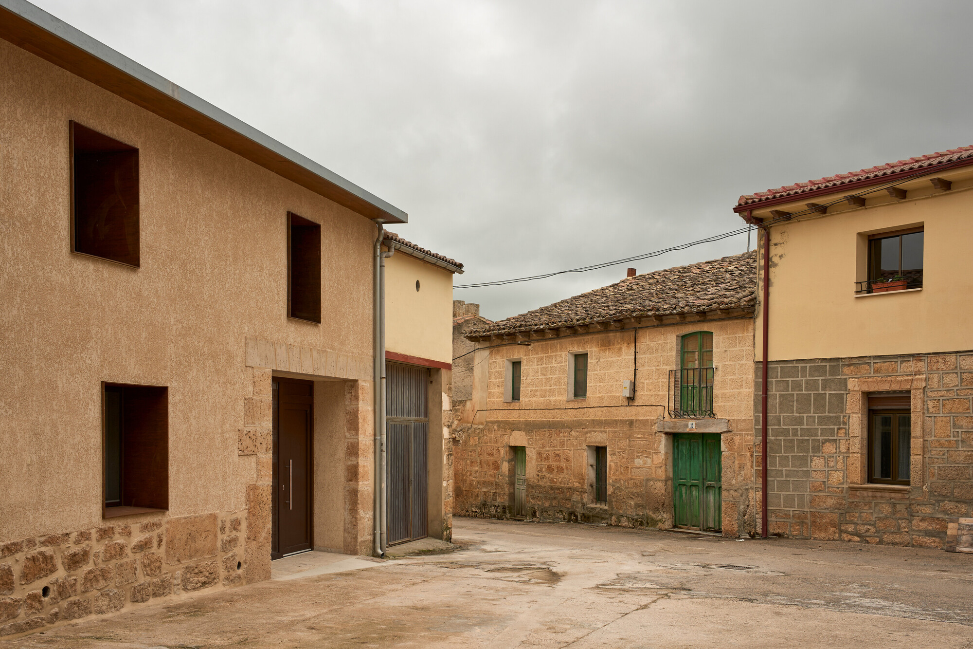 家の中の家 / made.v arquitectos