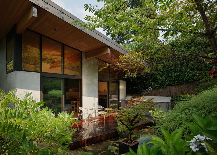In -cind House / go'c-外観写真