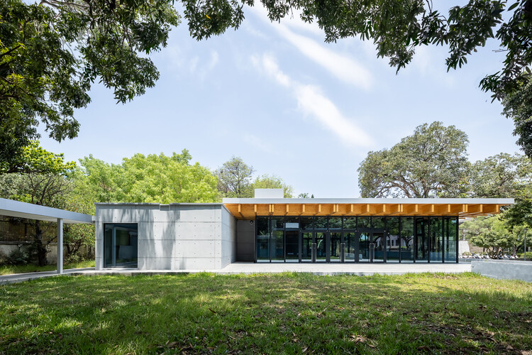 nckuアートラウンジda hsin yuan / mayu Architects -image 1 of 27