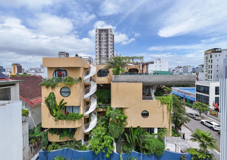 Saha Casa Boutique / Ho Khue Architects -Image 1 of 45