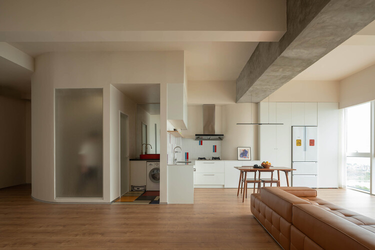 Sky Migrigratory Bird Observatory Residence / Design and Research -Interior Photography、Wood、Lighting、Chair