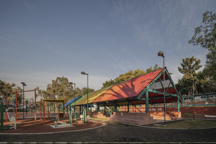 住宅ユニットINFONAVIT CTMCULHUACánSquare / Amasa Estudio、AndreaLópez +AgustínPeryra -Image 1 of 28