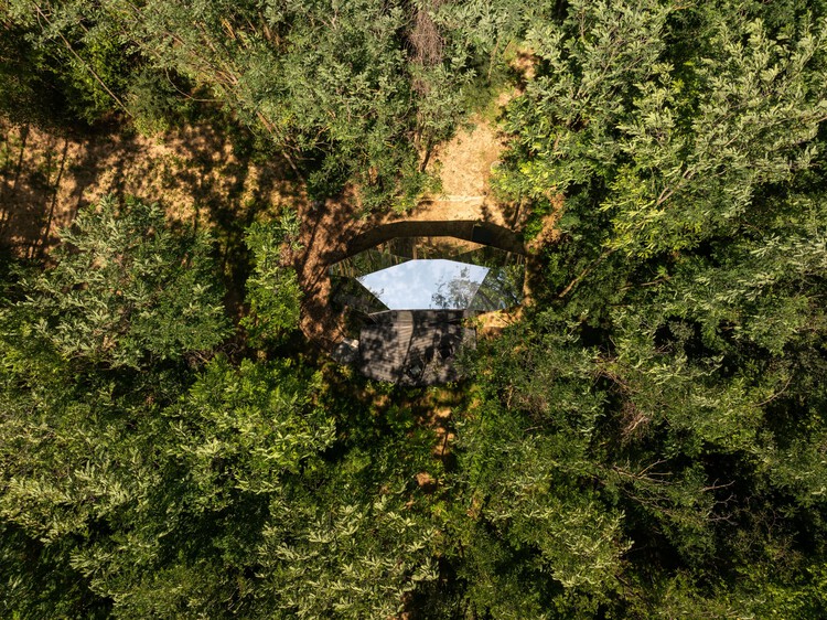 PEBLA CABINS / HELLO WOOD -IMAGE2 of 24